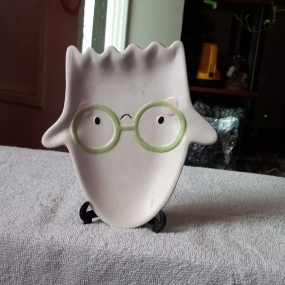 6 inch clear eyes tidbit dish.